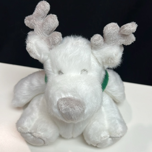 Holiday stuffed animals. - Picture 3 of 16